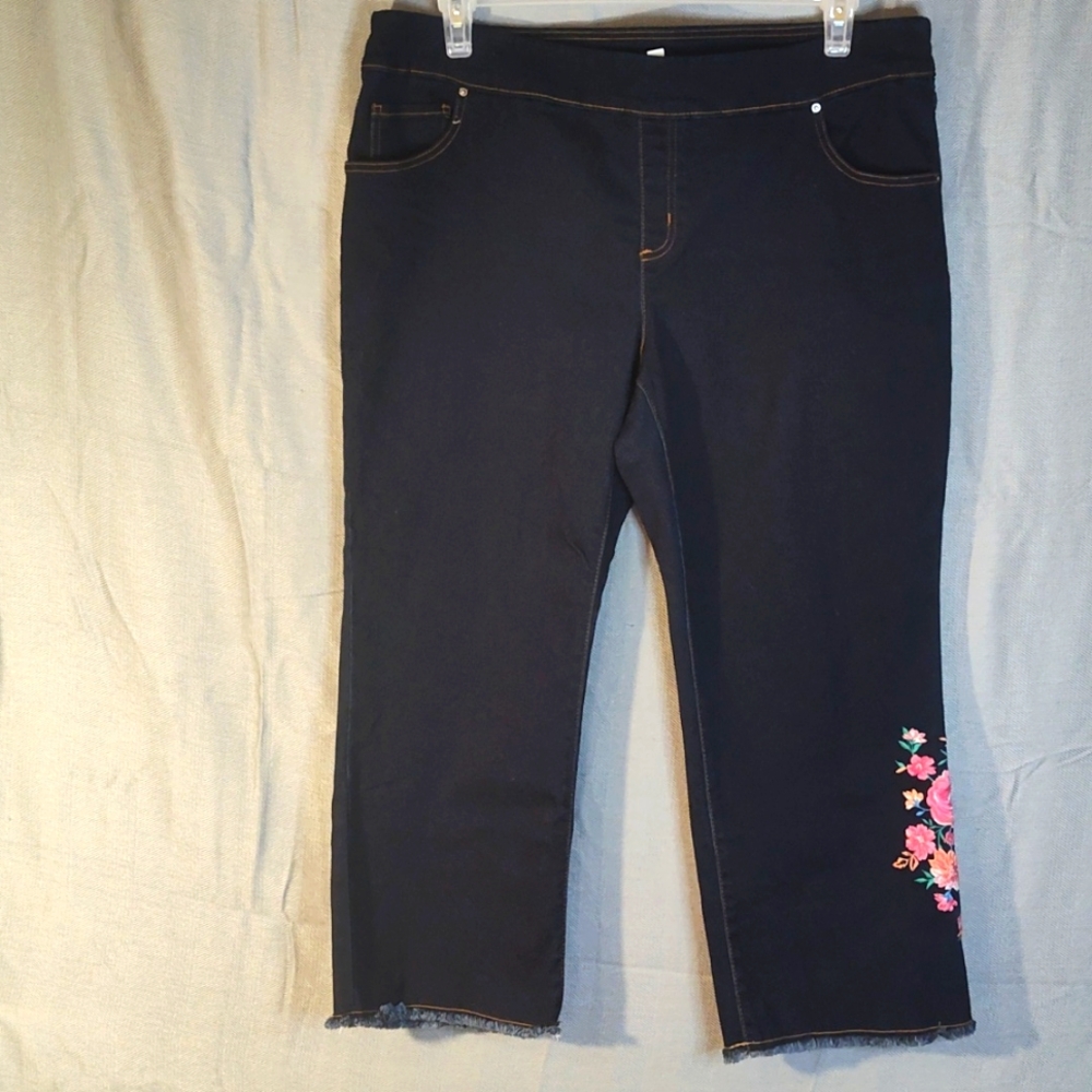 The Pioneer Woman Capri